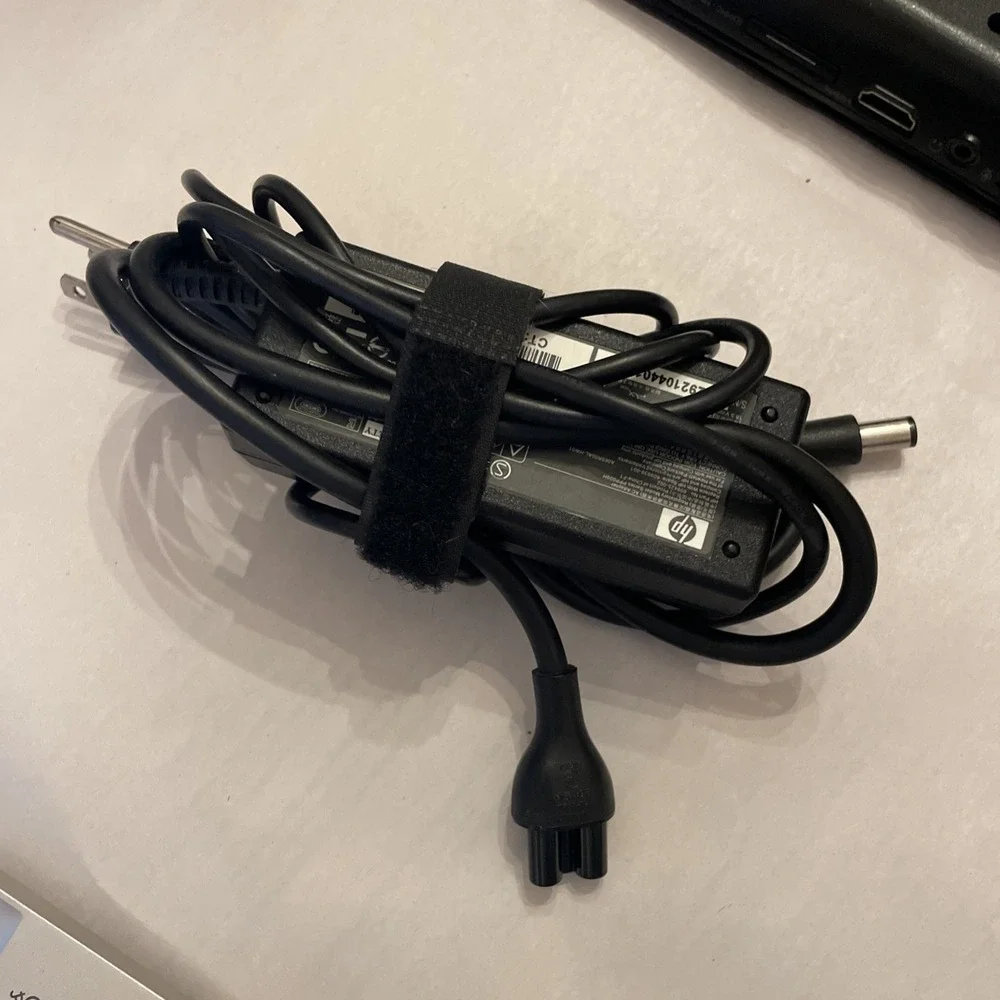 Genuine hp AC Power Adapter Charger‎ PPP009H 609939-001 18.5V @ 3.5A